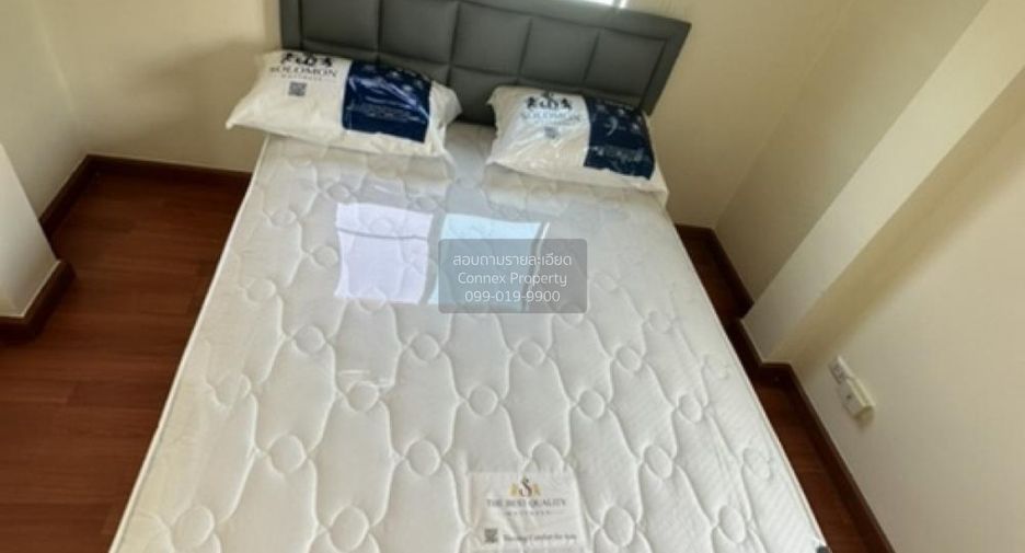Haus zur Miete mit 4 Zimmer in Lat Krabang, Bangkok