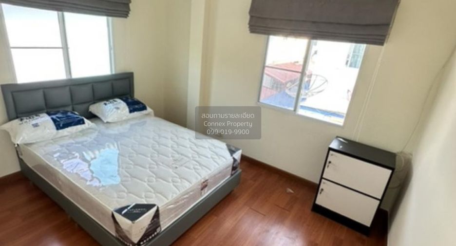 Haus zur Miete mit 4 Zimmer in Lat Krabang, Bangkok
