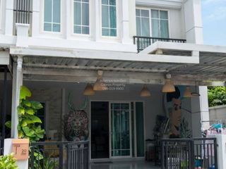 For rent 4 ベッドルーム townhouse in Bang Phli, Samut Prakan
