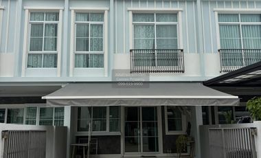 For rent 3 bedrooms townhouse in Prawet, Bangkok