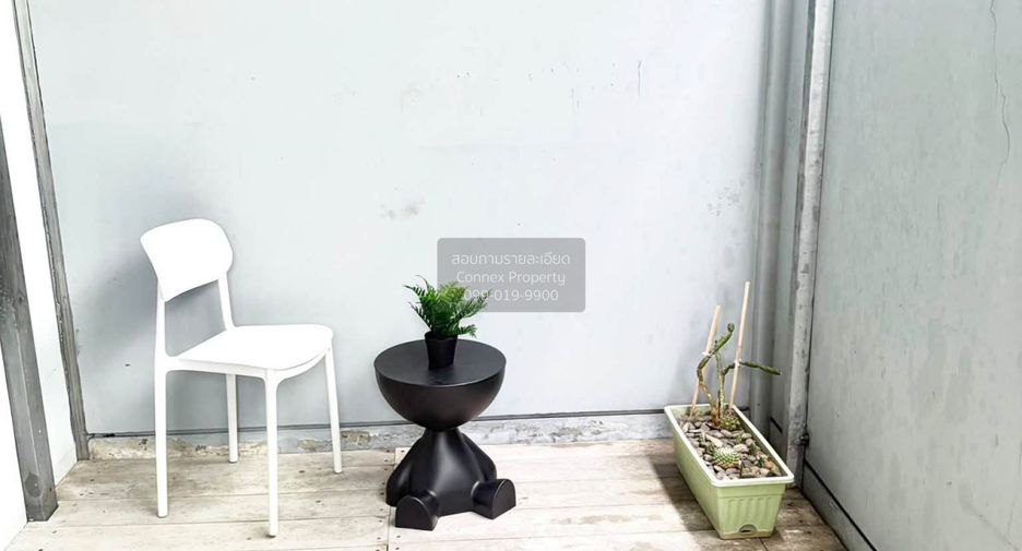 For rent 3 bedrooms townhouse in Prawet, Bangkok