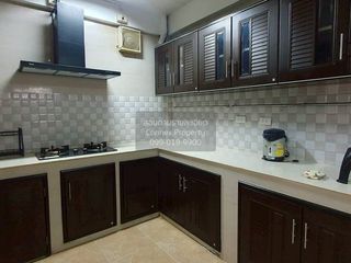 Reihenhaus zur Miete mit 4 Zimmer in Prawet, Bangkok
