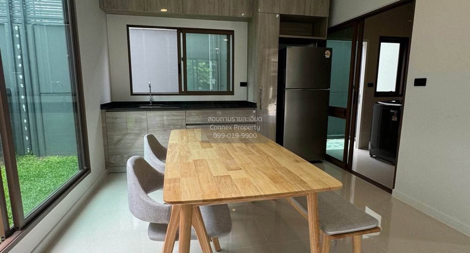 Casa en alquiler de 4 habitaciones en Bang Kapi, Bangkok