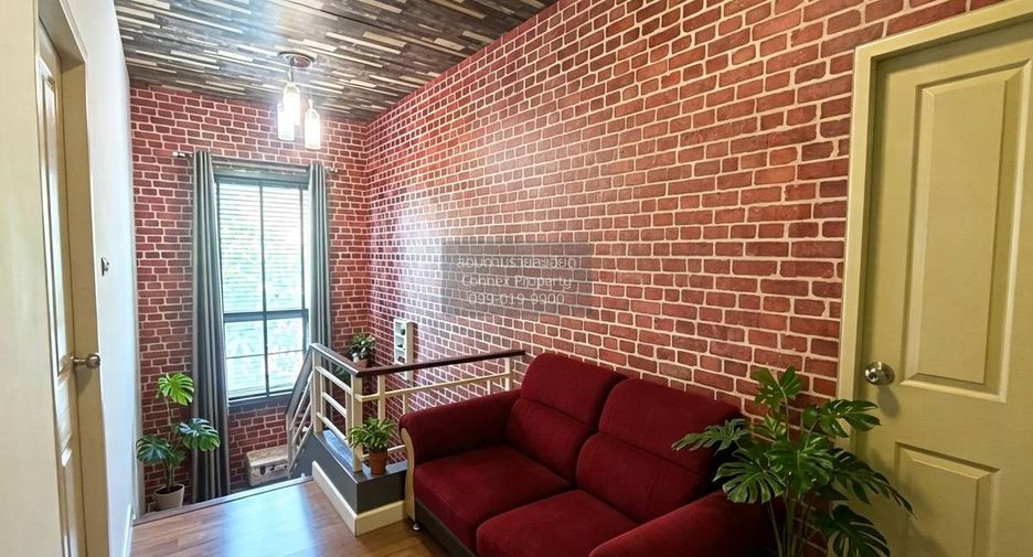 For rent 4 bedrooms house in Lam Luk Ka, Pathum Thani