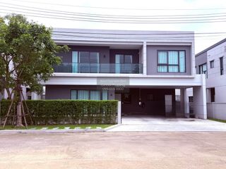 À louer 4 chambres maison à Bang Phli, Samut Prakan