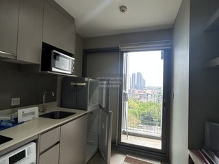 Condo en alquiler de 1 habitaciones en Bang Na, Bangkok