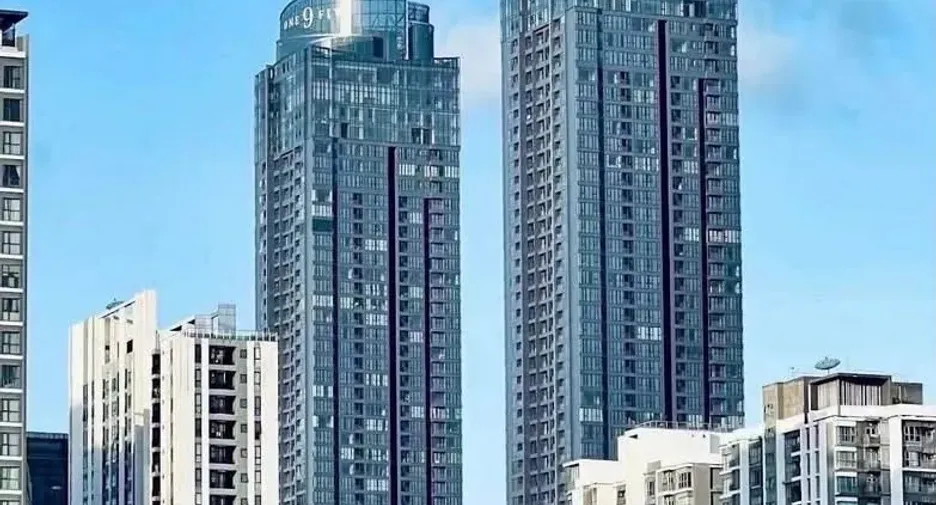 Wohnung zur Miete mit 1 Zimmer in Huai Khwang, Bangkok