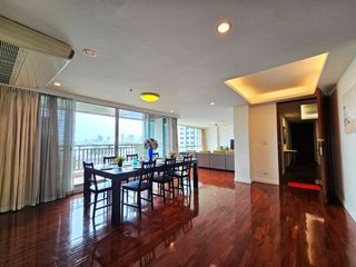 For rent 3 bedrooms condo in Sathon, Bangkok