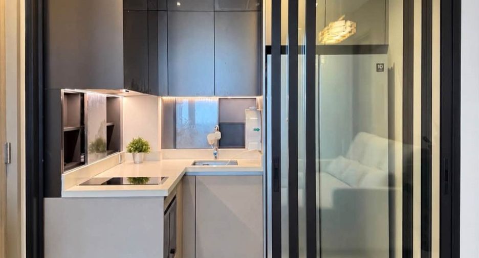 Wohnung zur Miete mit 2 Zimmer in Ratchathewi, Bangkok