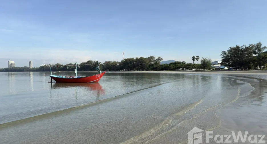 For sale studio condo in Mueang Rayong, Rayong