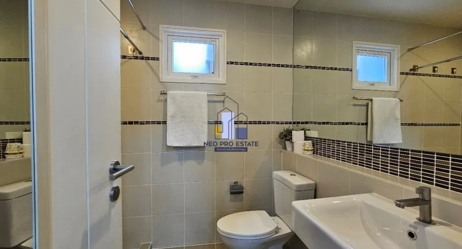 For sale 4 bedrooms house in Mueang Khon Kaen, Khon Kaen
