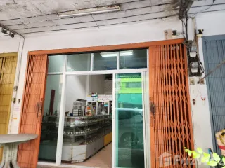 À vendre 4 chambres maison de ville à Sam Phran, Nakhon Pathom