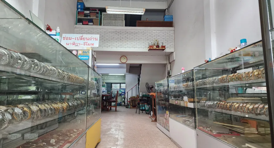 À vendre 4 chambres maison de ville à Sam Phran, Nakhon Pathom