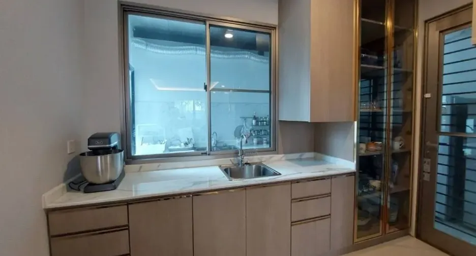 For rent 3 bedrooms house in Mueang Rayong, Rayong