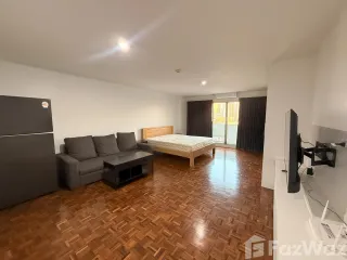 Wohnung zur Miete mit Studio in Khlong Toei, Bangkok