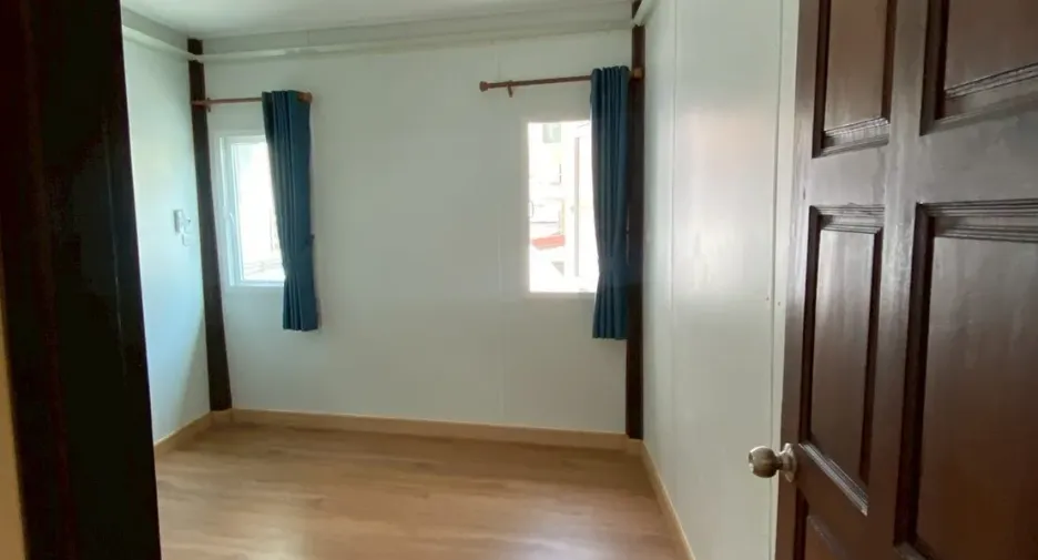 Casa en alquiler de 4 habitaciones en Mueang Chiang Mai, Chiang Mai