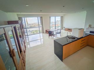 For rent そして for sale 2 ベッドルーム condo in Yan Nawa, Bangkok