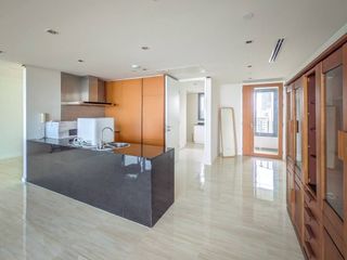 For rent そして for sale 2 ベッドルーム condo in Yan Nawa, Bangkok