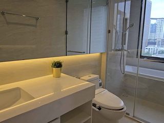 For rent 2 bedrooms condo in Pathum Wan, Bangkok