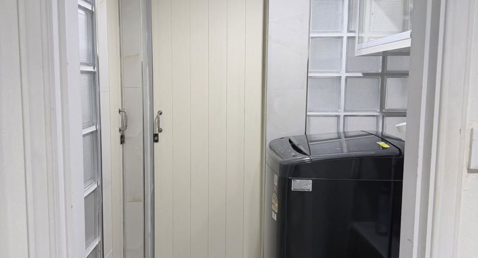 Wohnung zur Miete mit 2 Zimmer in Sathon, Bangkok