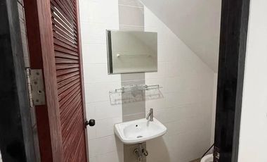 出售 2 卧室 联排别墅 在 Bang Lamung, Chon Buri
