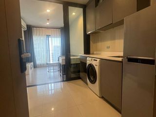 For rent 1 bed condo in Huai Khwang, Bangkok