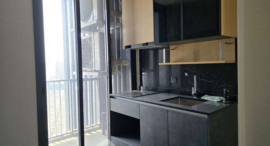 Продажа 1 кровать кондо в Чатучак, Бангкок