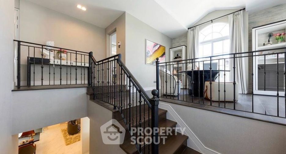 For sale 4 ベッドルーム house in Bang Khen, Bangkok