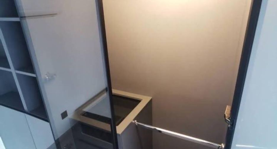 For rent 1 bed condo in Bang Rak, Bangkok