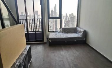 For rent 1 bed condo in Bang Rak, Bangkok