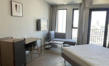 Wohnung zur Miete mit 1 Zimmer in Bang Rak, Bangkok
