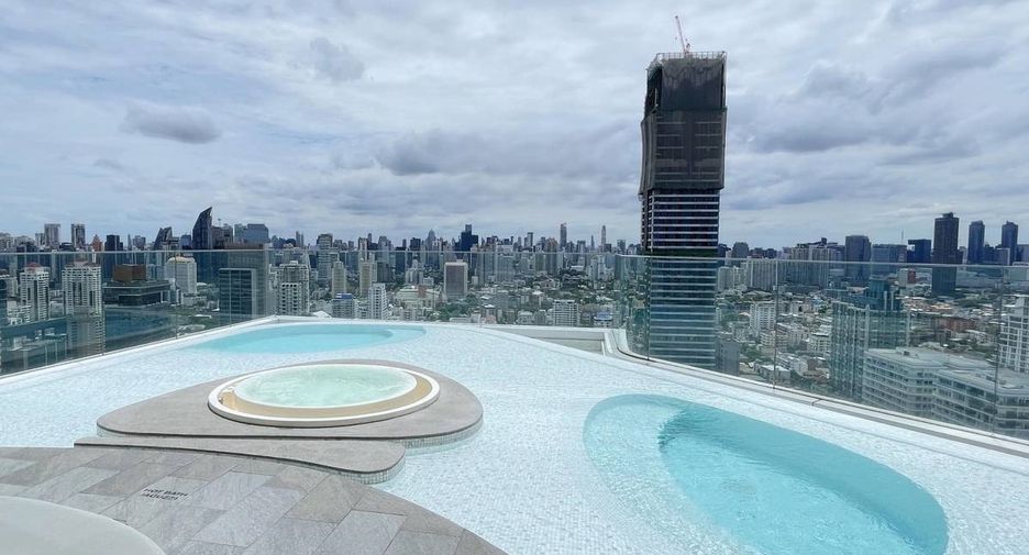 Condo en venta de 2 habitaciones en Watthana, Bangkok