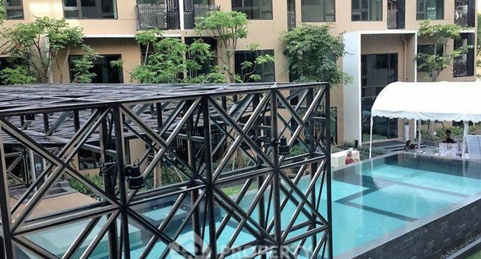 Condo en venta de 1 habitaciones en Yan Nawa, Bangkok