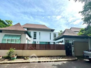 For rent and for sale 3 bedrooms villa in Jomtien, Pattaya