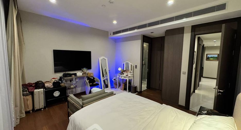 À vendre 3 chambres condo à Khlong Toei, Bangkok