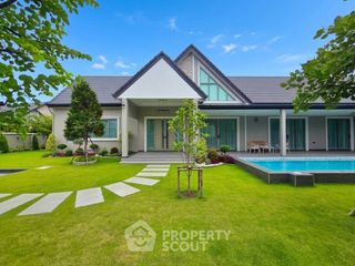 For sale 4 bedrooms villa in Bang Lamung, Chonburi