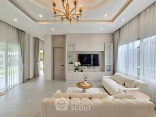 For sale 4 bedrooms villa in Bang Lamung, Chonburi