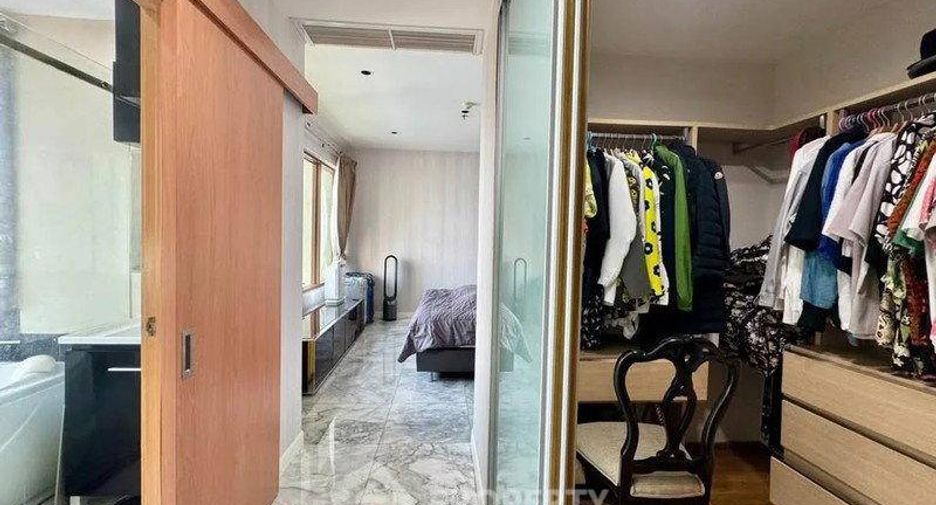 Продажа 2 спальни кондо в Кхлонг Тоеи, Бангкок