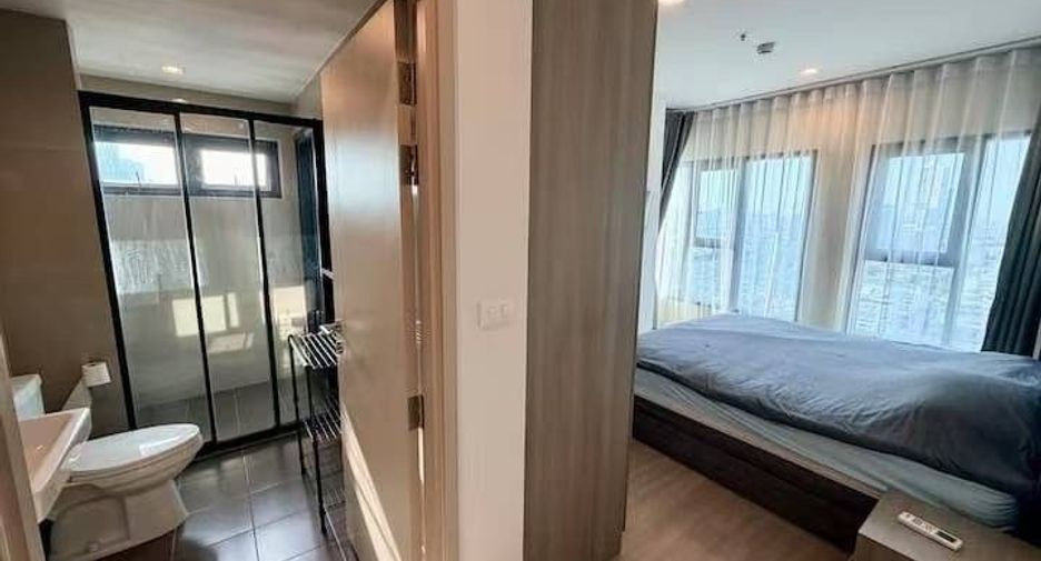 À louer 2 chambres condo à Watthana, Bangkok