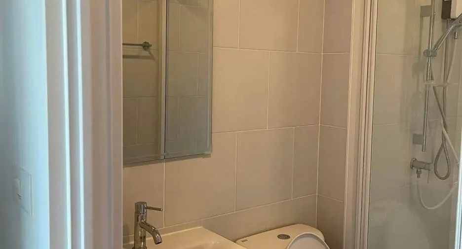 Wohnung zur Miete mit 1 Zimmer in Wang Thonglang, Bangkok
