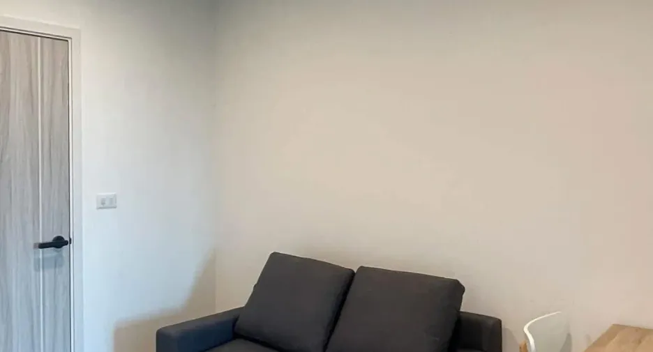 Wohnung zur Miete mit 1 Zimmer in Wang Thonglang, Bangkok