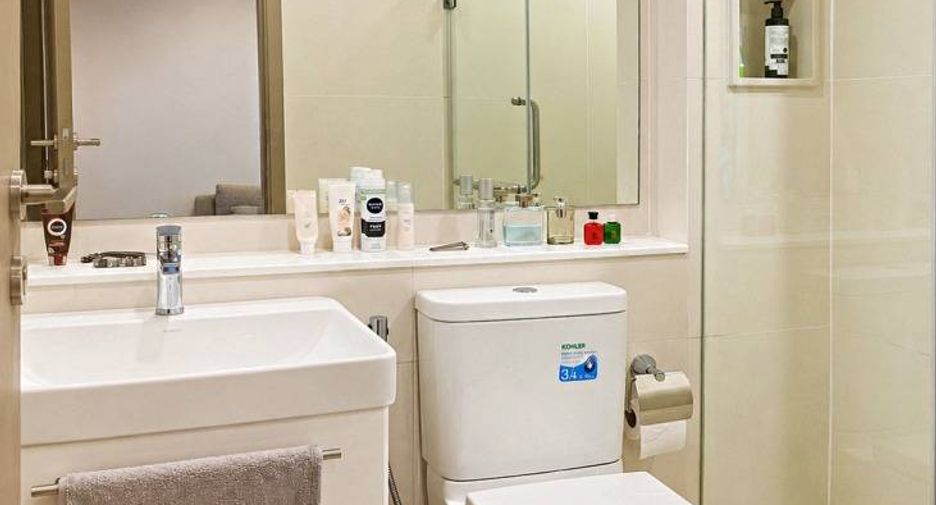 Продажа 1 кровать кондо в Хуаи Кхщанг, Бангкок