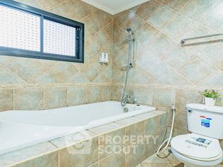 For rent and for sale 3 bedrooms house in Bang Lamung, Chonburi