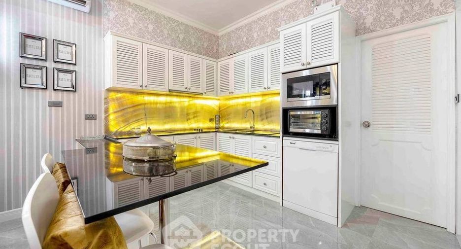 For rent and for sale 3 bedrooms house in Jomtien, Pattaya