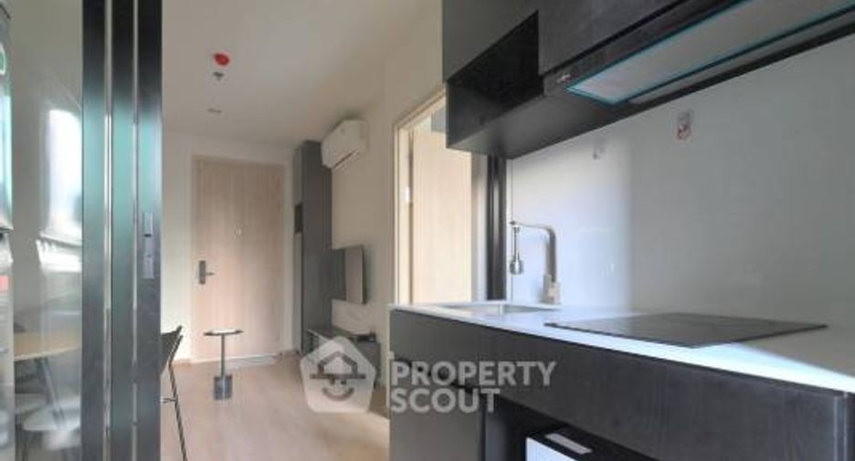 For sale 1 bed condo in Huai Khwang, Bangkok