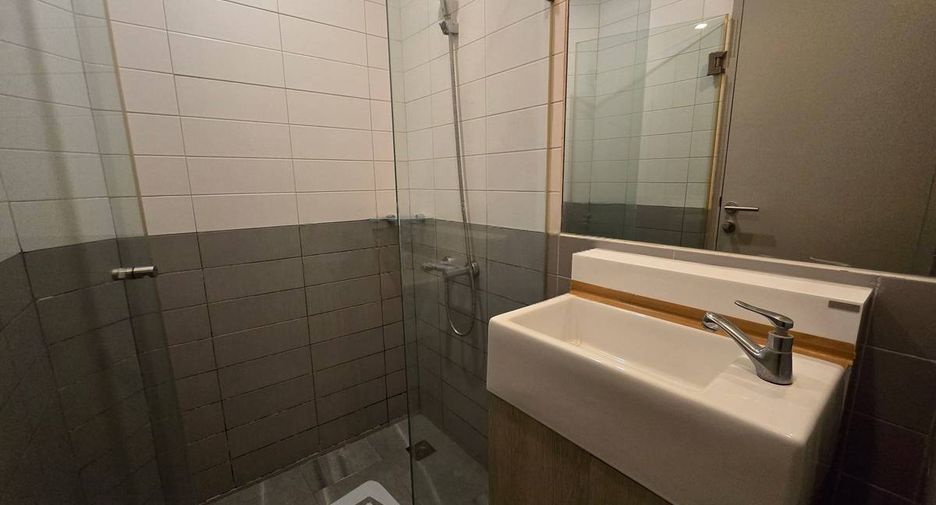 Продажа 1 кровать кондо в Ратчатхещи, Бангкок