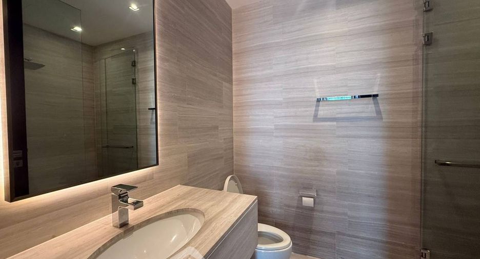 For rent 2 ベッドルーム condo in Khlong Toei, Bangkok