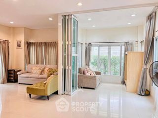 For rent 3 ベッドルーム house in Lat Krabang, Bangkok