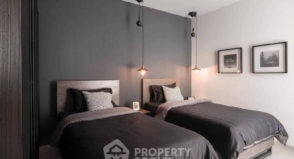 For rent 3 bedrooms condo in Pathum Wan, Bangkok