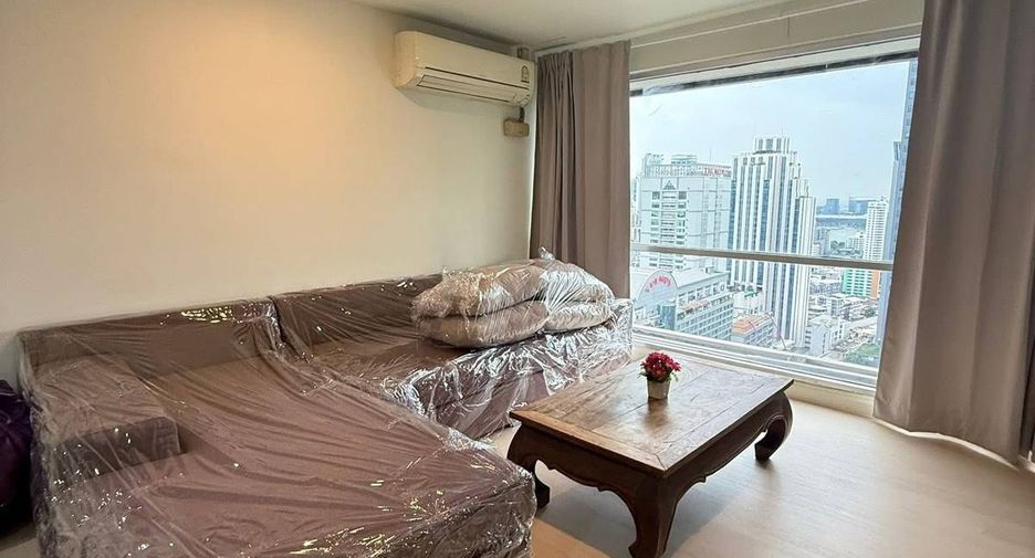 For rent 2 ベッドルーム condo in Watthana, Bangkok
